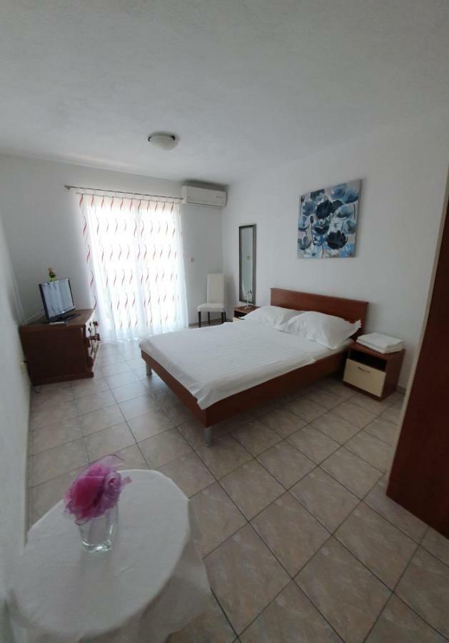 Apartment Miskovic Makarska Exterior photo